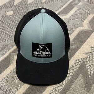 The North Face Black and Light Gray Cap